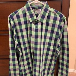 Large Express green/blue plaid fitted button up